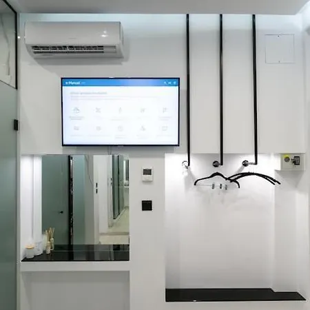μarble Suite. 40sqm Center. Gas Heating. Private Entrance.secured24h Apartment *