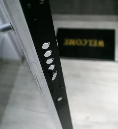 μarble Suite. 40sqm Center. Gas Heating. Private Entrance.secured24h Appartement Thessaloniki